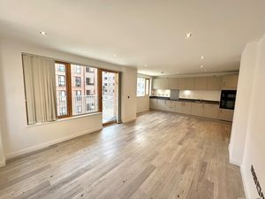 Photo 9- click for photo gallery